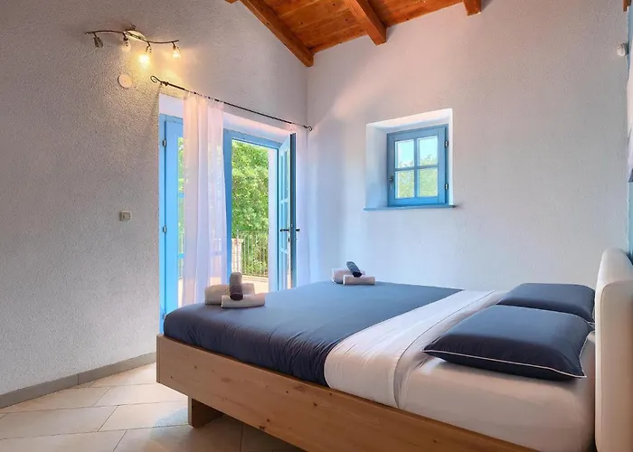 펜션 Marlera 풀라